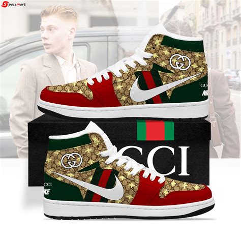 nike per gucci dipinye a mano|nike x gucci sale.